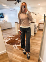 Load image into Gallery viewer, Basic Contrast Taupe Long Sleeve Top
