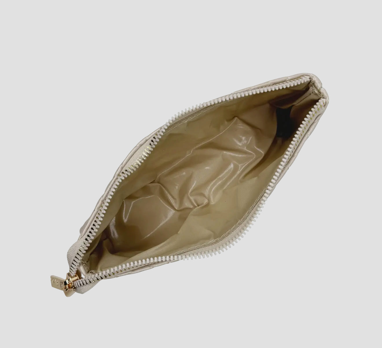 Sleek Stash Go-To-Case - Pearl Quilted