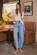 Load image into Gallery viewer, Suave Light Wash Barrel Vervet Denim
