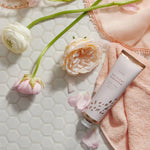 Load image into Gallery viewer, Goldleaf Gardenia Hand Cream
