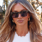 Load image into Gallery viewer, Bradley Glitter Tortoise Brown Polarized Diff Sunglasses
