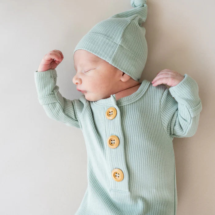 Kyte Baby Ribbed Knotted Gown with Hat Set in Sage