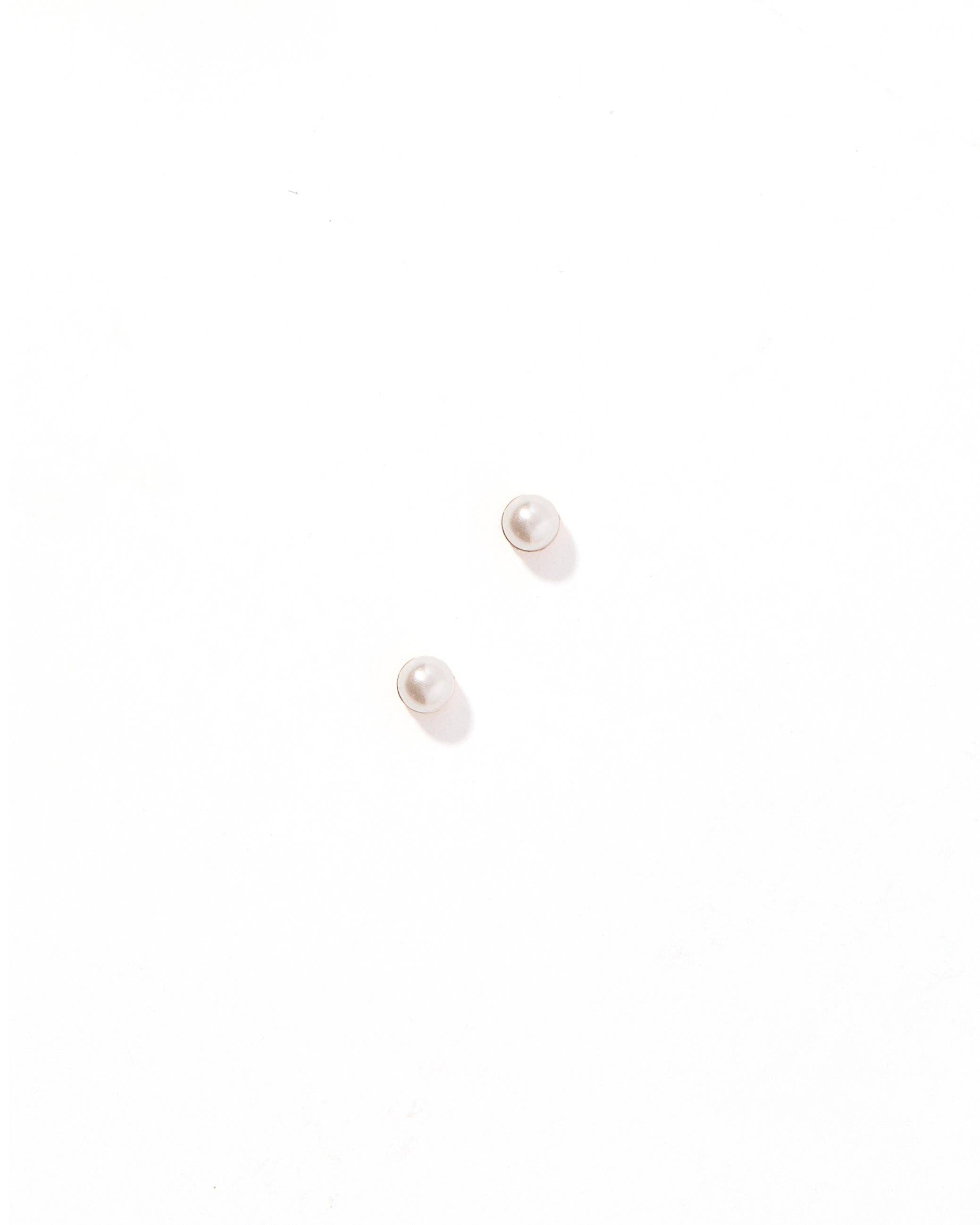 Screwback Stud Earrings - Payton Pearl White 3mm