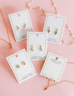 Load image into Gallery viewer, Huggie Earrings - Scarlett Hoop Gold 8mm Pearl
