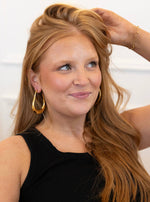 Load image into Gallery viewer, SOPHIE EARRINGS
