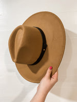 Load image into Gallery viewer, When I See You Wide Brim Tan Fedora Hat
