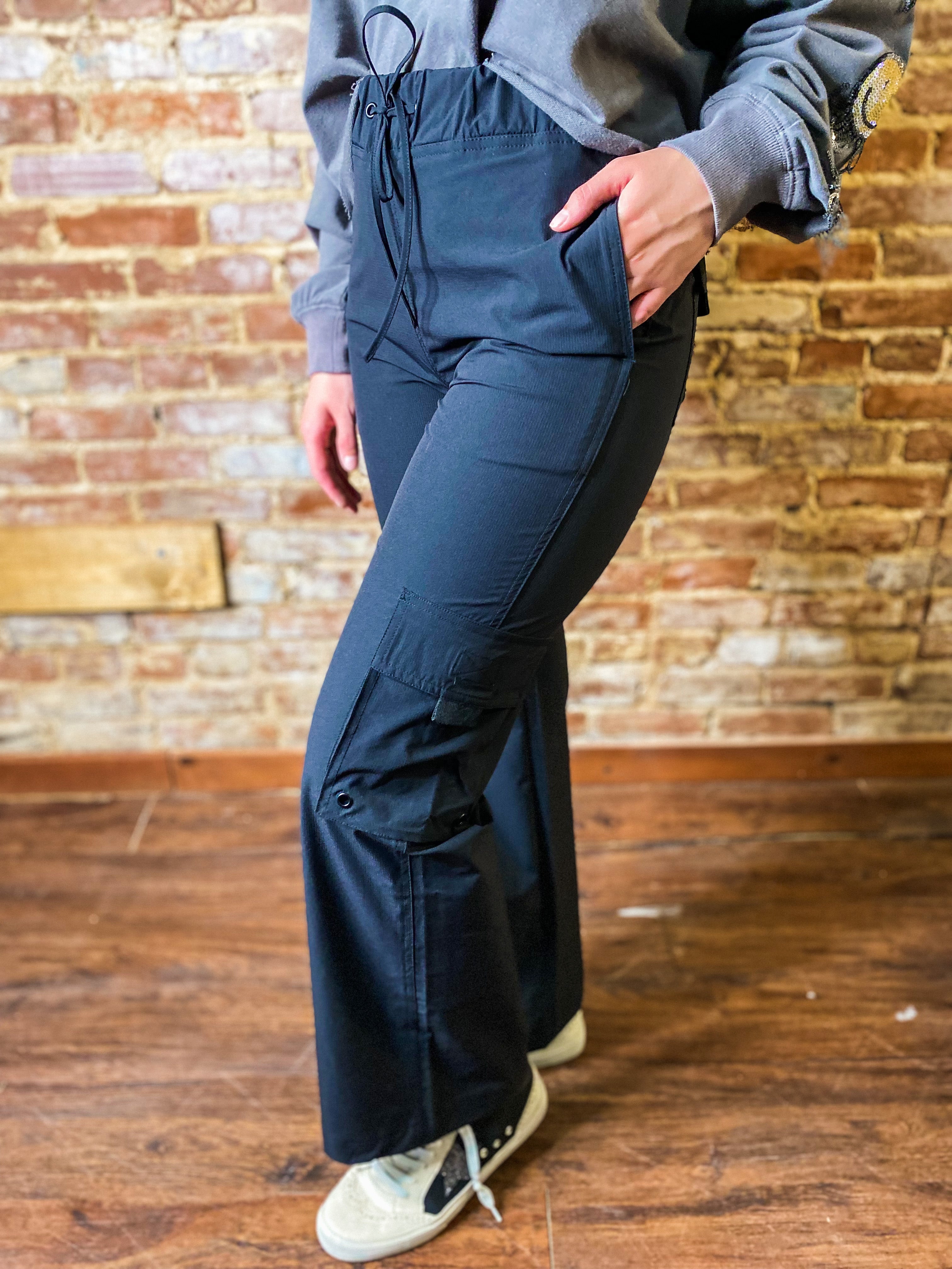 Caty Mid-Rise Wide Leg Black Cargo Pants