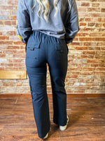 Load image into Gallery viewer, Caty Mid-Rise Wide Leg Black Cargo Pants
